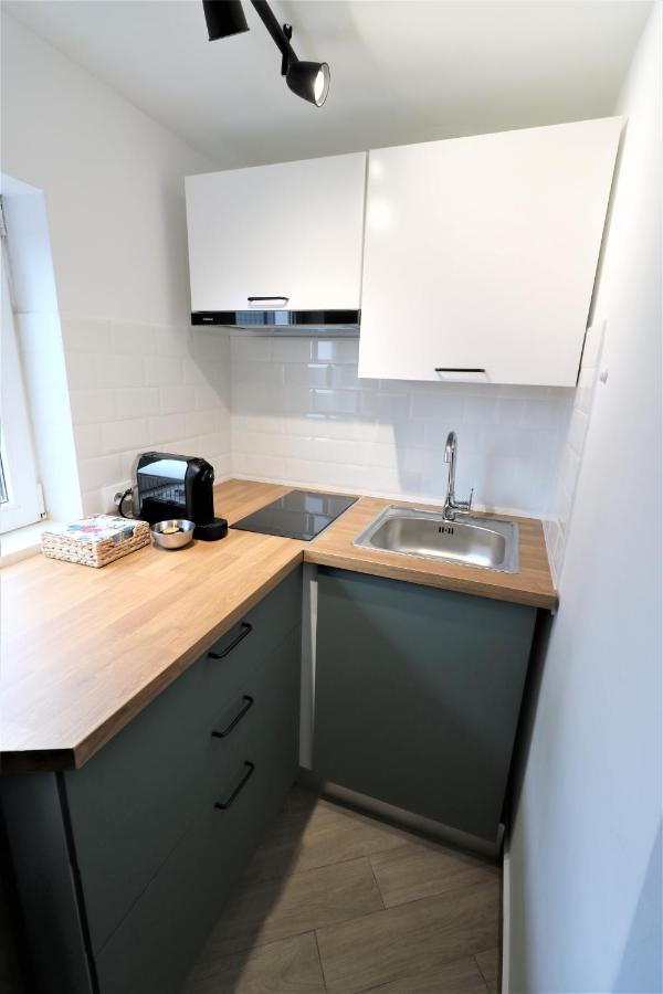 Charming City Center Apartment - Free Minibar Bukarest Exterior foto