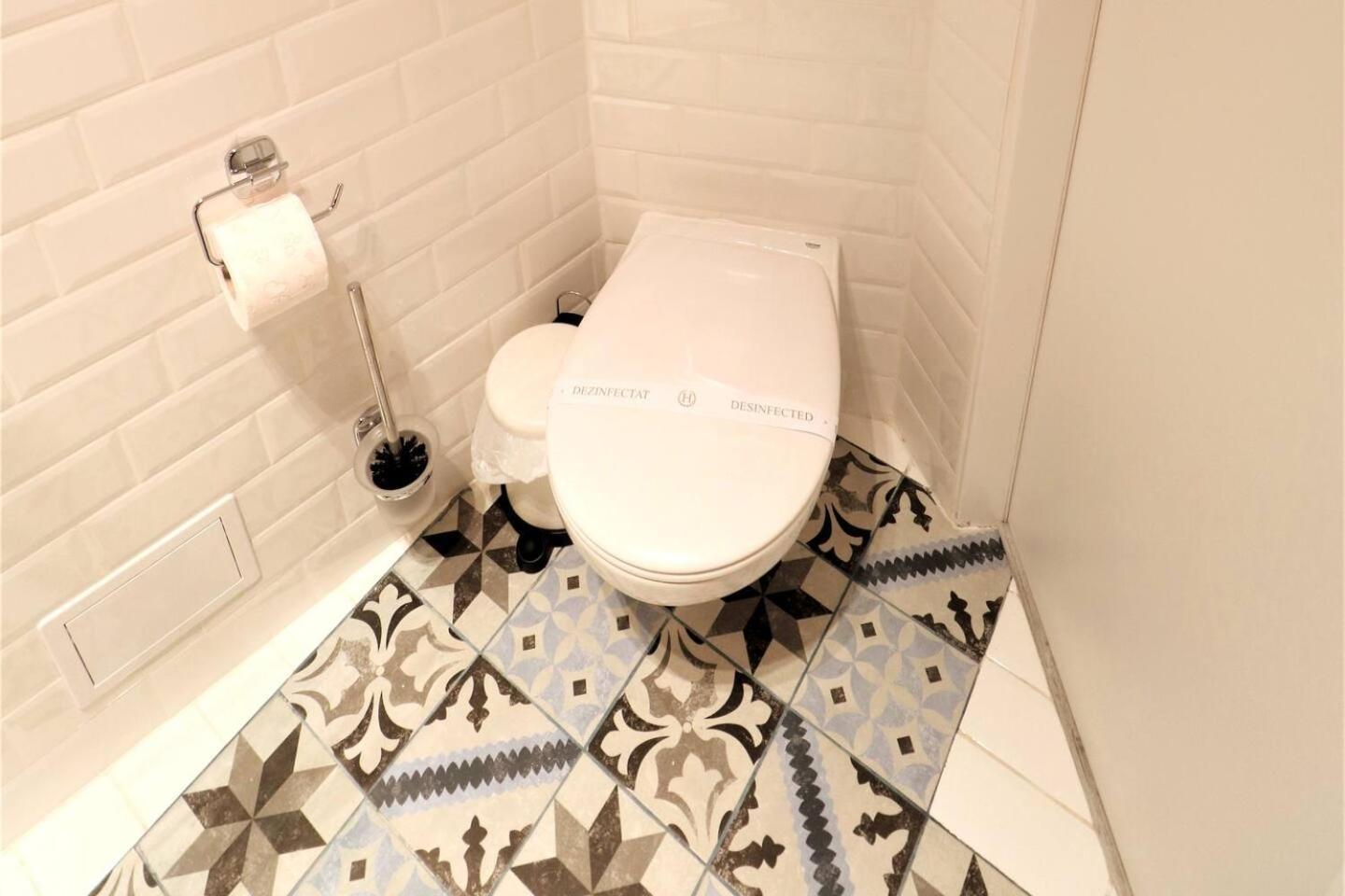 Charming City Center Apartment - Free Minibar Bukarest Exterior foto