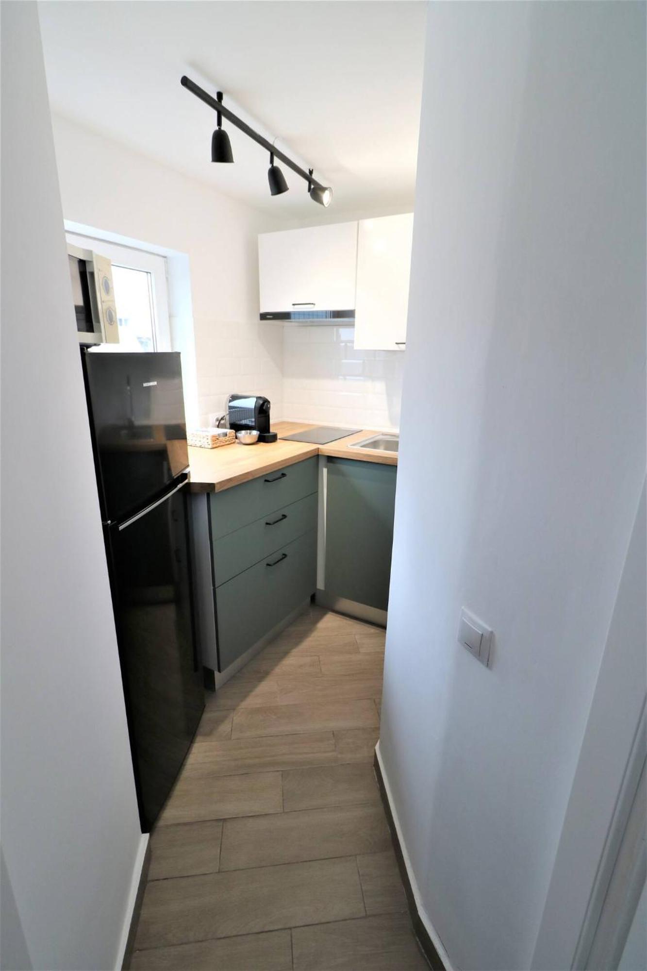 Charming City Center Apartment - Free Minibar Bukarest Exterior foto