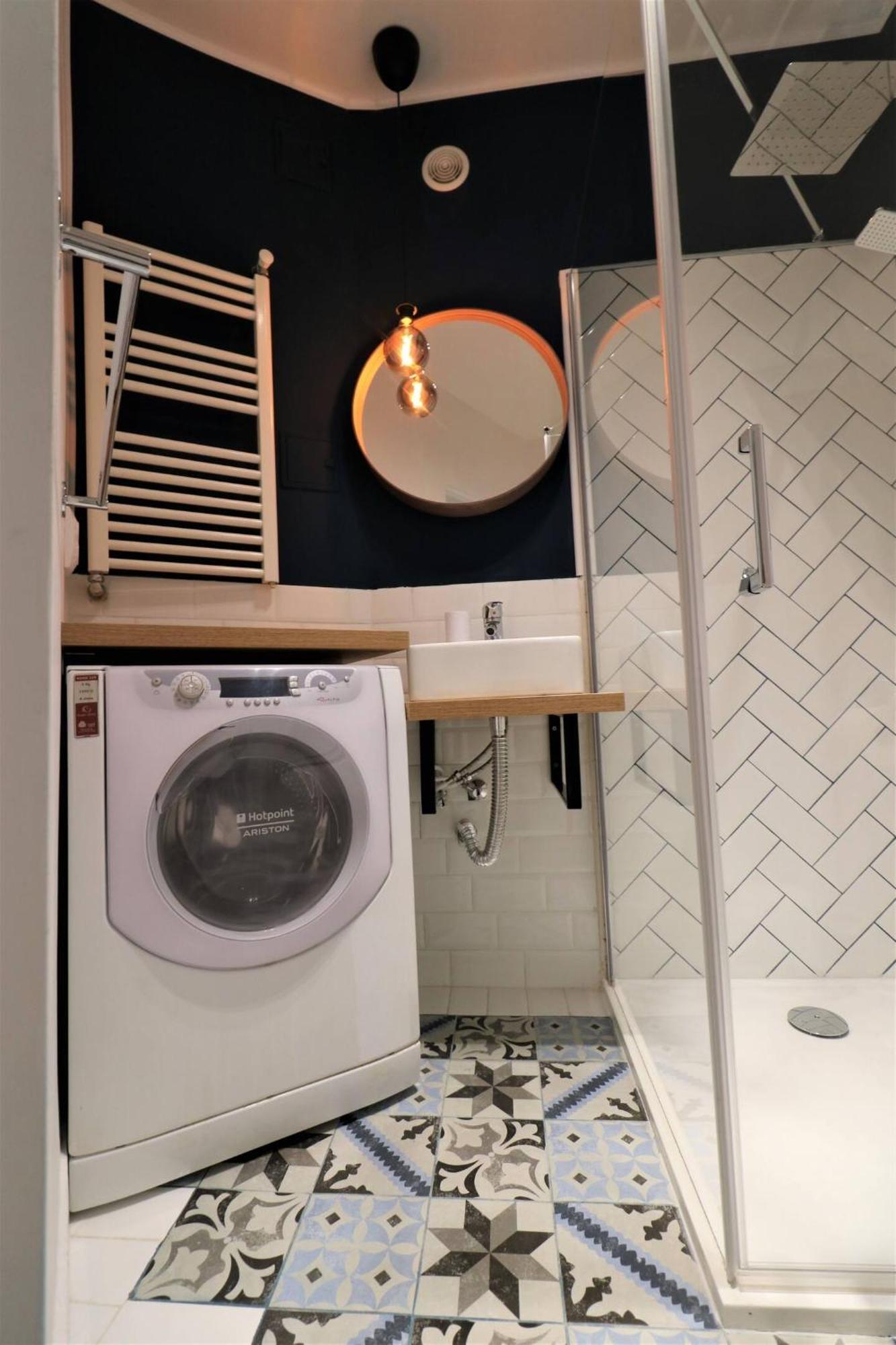 Charming City Center Apartment - Free Minibar Bukarest Exterior foto